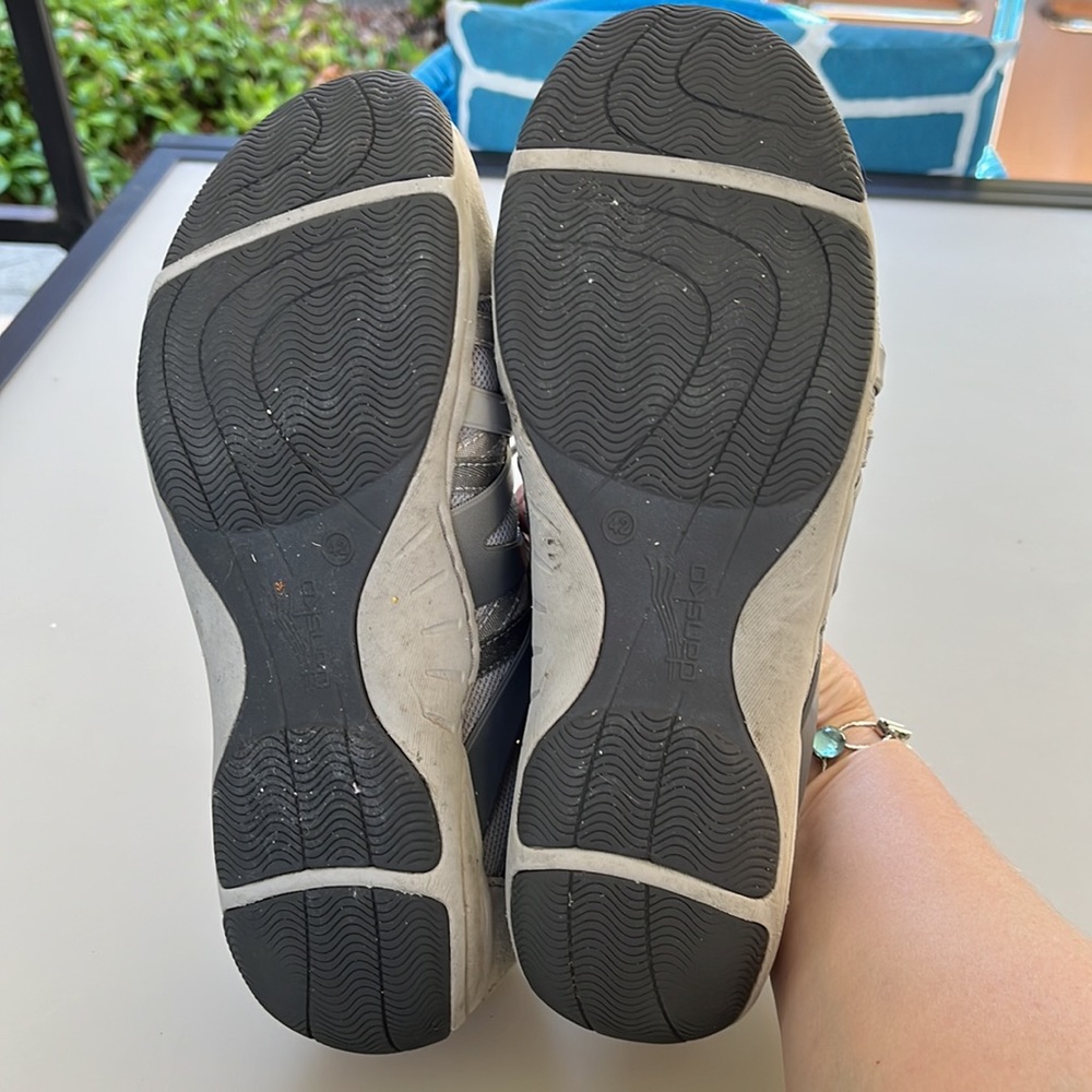 Dansko Henriette size 42W (11.5-12 wide) sneakers, light wear, arch supp… - Picture 6 of 10